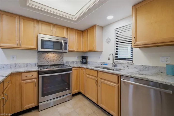 808 Cape Coral Pkwy W 201, Cape Coral, Florida 33914