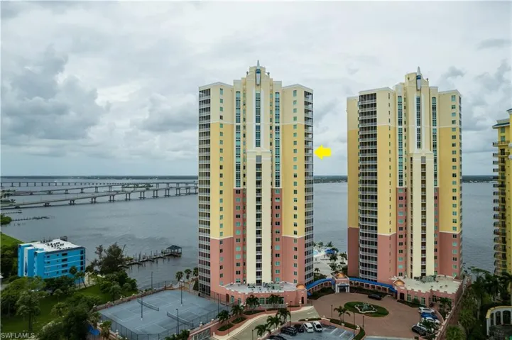 A free trolley is available for six months a year, taking you to all downtown Fort Myers River District attractions and the nearest Publix grocery store. The compact and pedestrian-friendly layout of downtown encourages walking, allowing visitors to easily explore its many attractions.