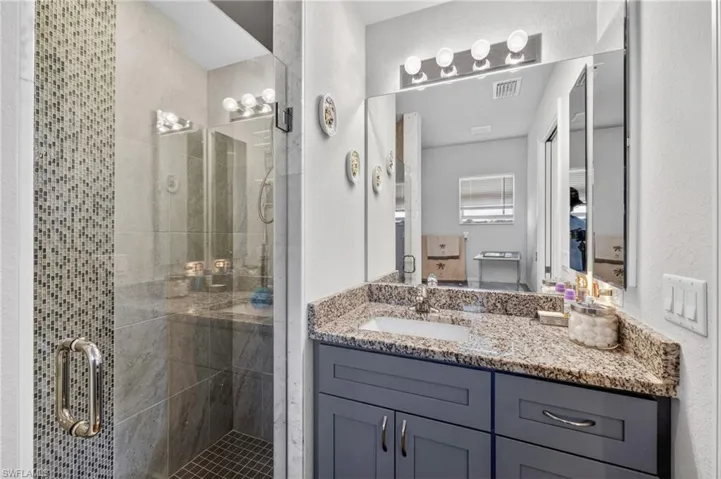 1904 Nw Embers Ter, Cape Coral, Florida 33993