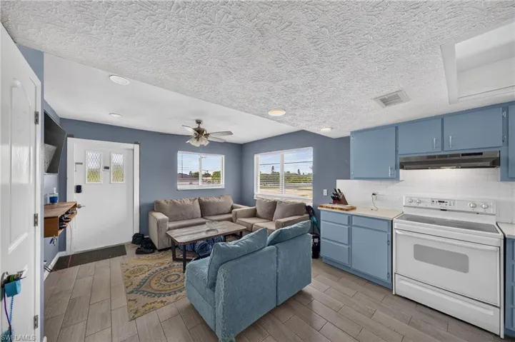 4420 Santa Barbara Blvd 204, Cape Coral, Florida 33914