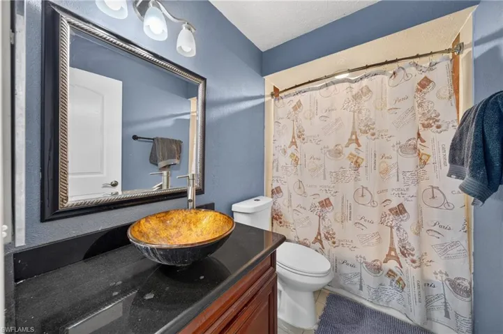4420 Santa Barbara Blvd 204, Cape Coral, Florida 33914