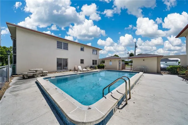 4420 Santa Barbara Blvd 204, Cape Coral, Florida 33914