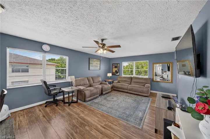 4420 Santa Barbara Blvd 204, Cape Coral, Florida 33914
