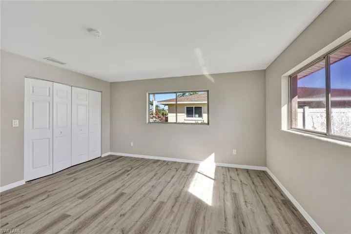 3711 Se 21st Ave, Cape Coral Fl 33904