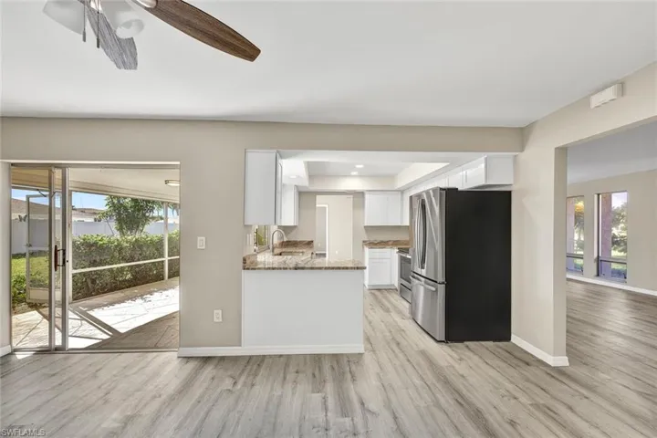 3711 Se 21st Ave, Cape Coral Fl 33904