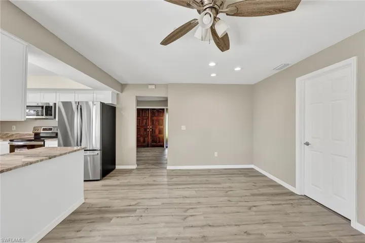 3711 Se 21st Ave, Cape Coral Fl 33904