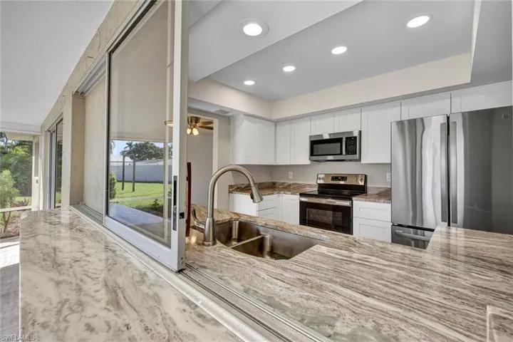 3711 Se 21st Ave, Cape Coral Fl 33904