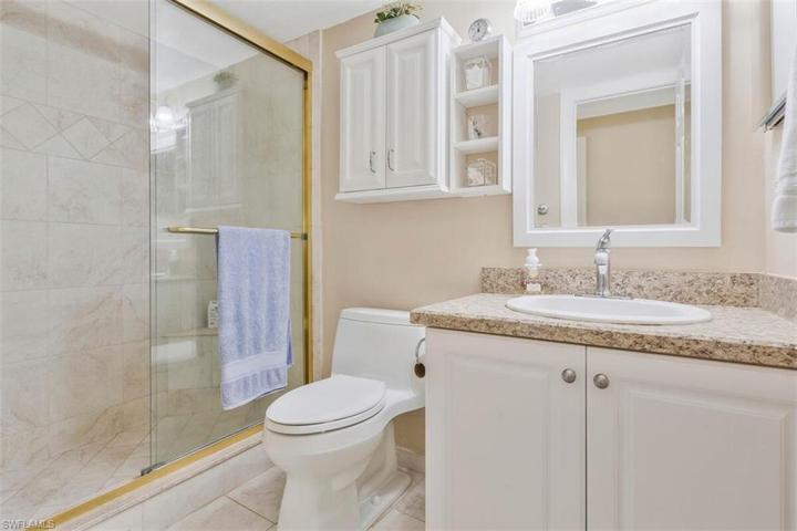Main bath en suite with walk in shower and is beautifully update and upgraded