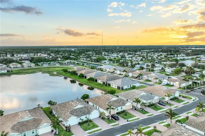 1212  Enbrook  LOOP, Naples, FL 34114