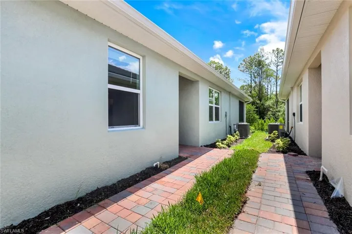 1212  Enbrook  LOOP, Naples, FL 34114