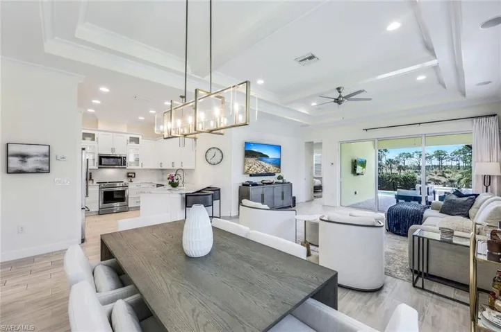 6367  Negril Isle  DR, Naples, FL 34113