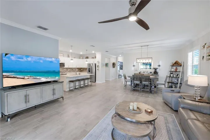 2193 Clementine St, Naples, Florida 34120