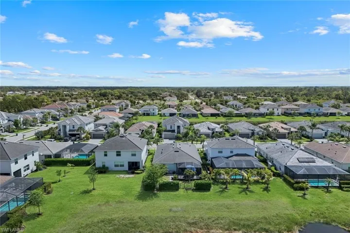2193 Clementine St, Naples, Florida 34120