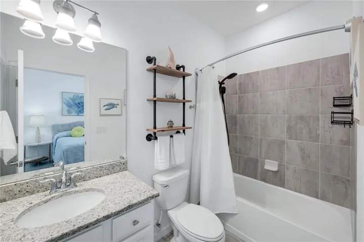 2193 Clementine St, Naples, Florida 34120