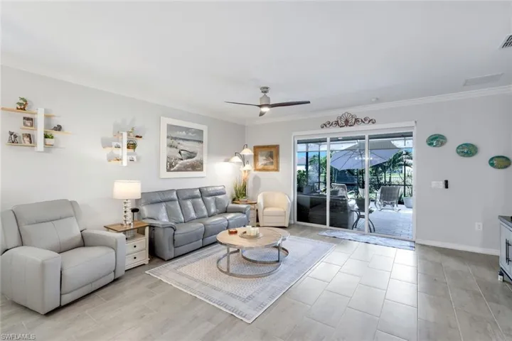 2193 Clementine St, Naples, Florida 34120