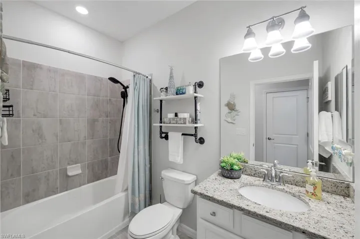 2193 Clementine St, Naples, Florida 34120