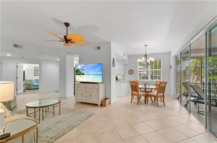 7120 Timberland Cir 101, Naples, Florida 34109