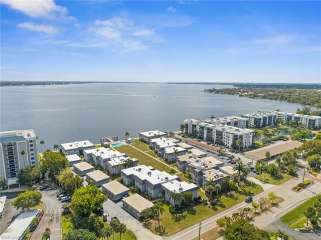 3380 N Key Dr 5, North Fort Myers, Florida 33903