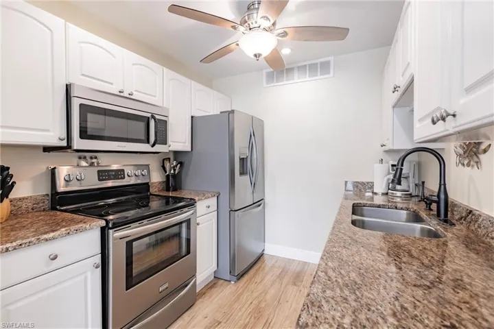3380 N Key Dr 5, North Fort Myers, Florida 33903