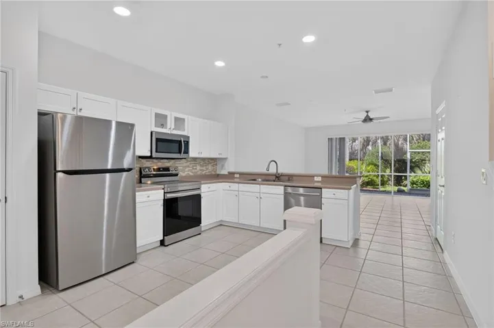 15995 Caldera Ln 69, Naples, Florida 34110