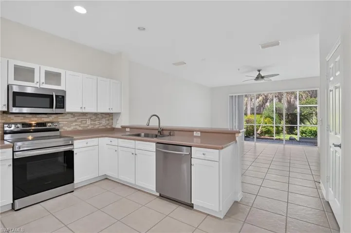 15995 Caldera Ln 69, Naples, Florida 34110
