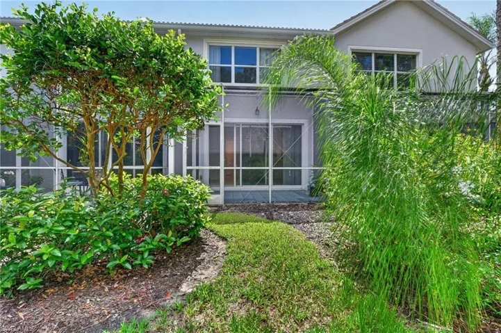 15995 Caldera Ln 69, Naples, Florida 34110