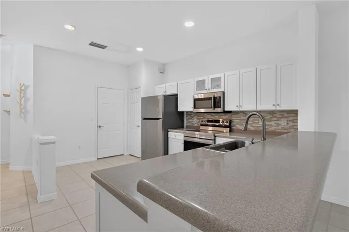 15995 Caldera Ln 69, Naples, Florida 34110