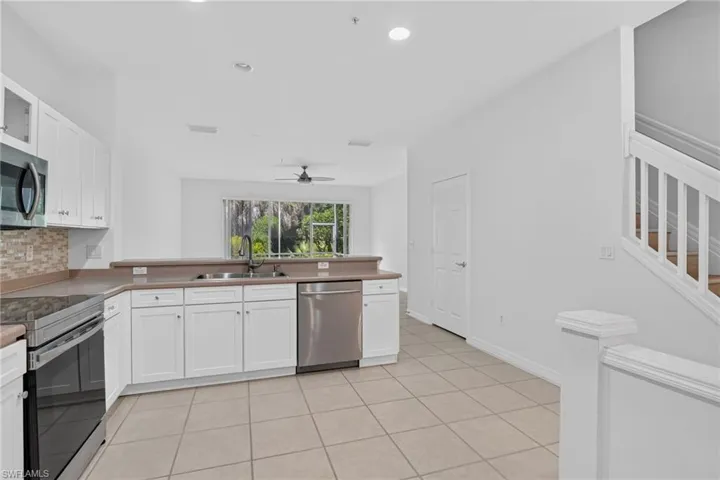 15995 Caldera Ln 69, Naples, Florida 34110