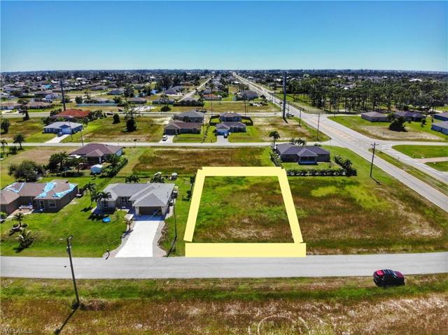 2320 NW 25th ST, CAPE CORAL FL 33993