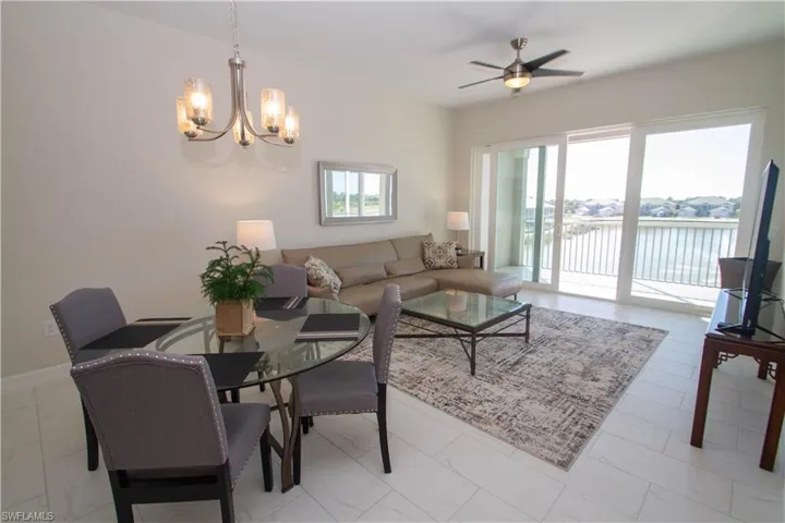 163  Indies E DR, Naples, FL 34114