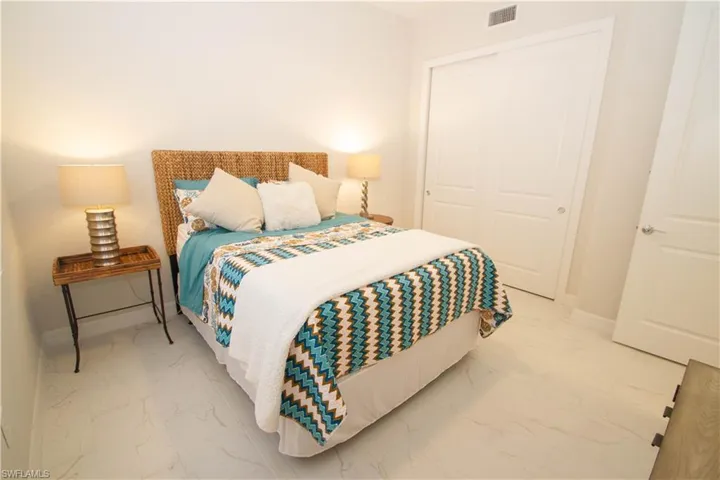 163  Indies E DR, Naples, FL 34114