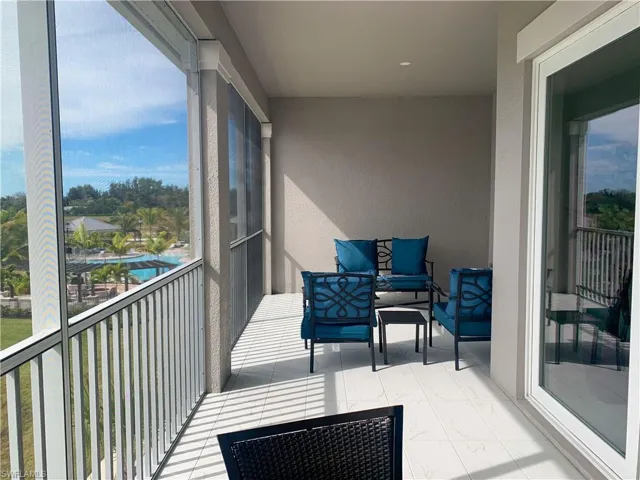 163  Indies E DR, Naples, FL 34114