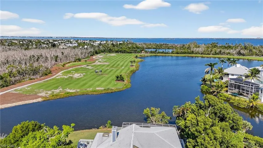 1433 Sanderling Cir, Sanibel, Florida 33957