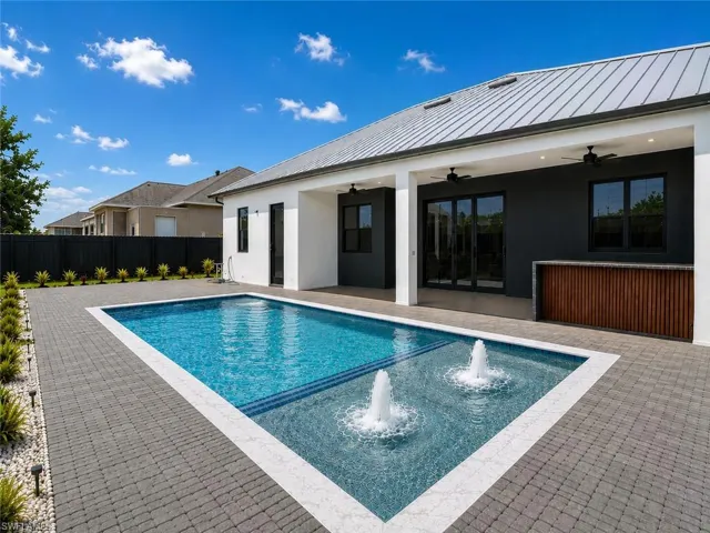 304 Nw 1st Ter, Cape Coral, Florida 33993