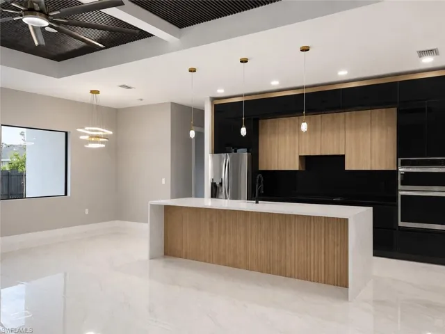 304 Nw 1st Ter, Cape Coral, Florida 33993