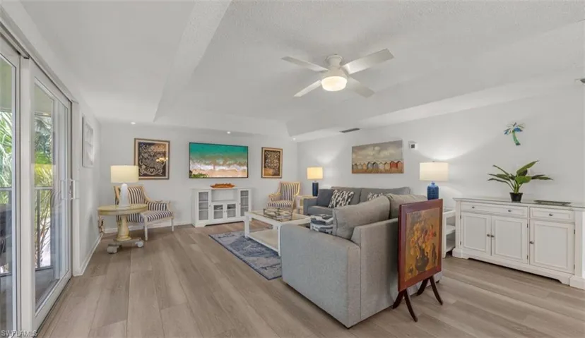 195 Peppermint Ln 2, Naples, Florida 34112