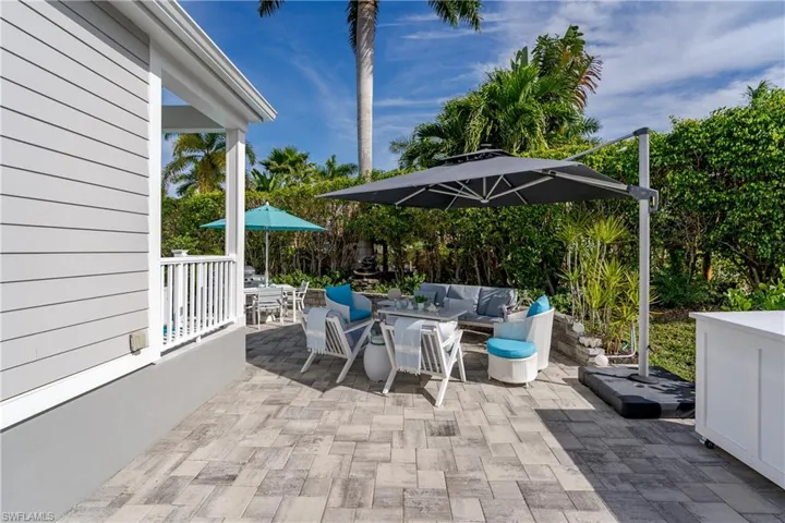 13598 Snapper Ln, Naples, Florida 34114