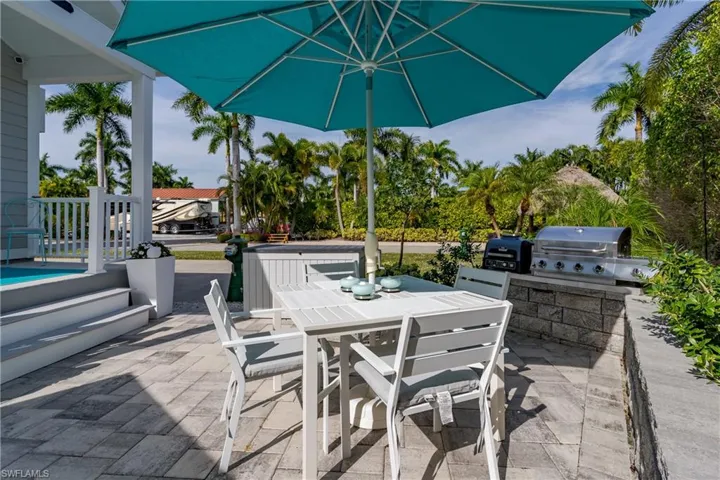 13598 Snapper Ln, Naples, Florida 34114