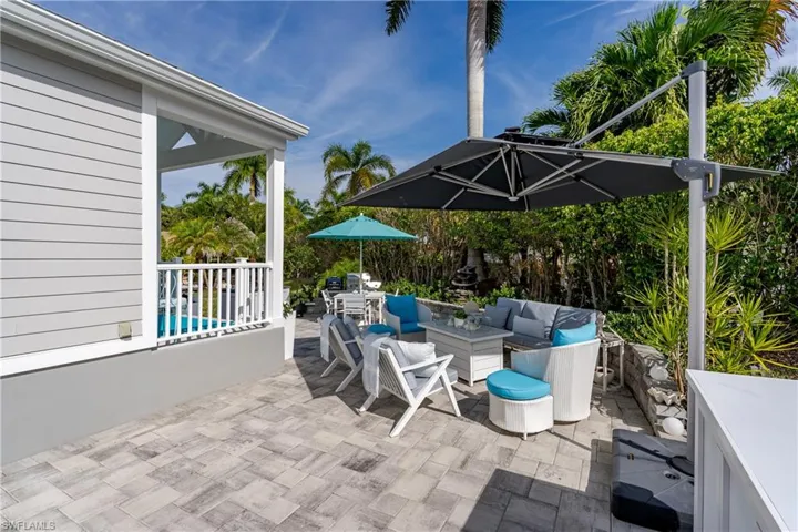 13598 Snapper Ln, Naples, Florida 34114