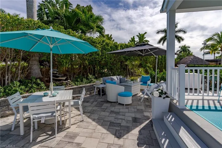 13598 Snapper Ln, Naples, Florida 34114
