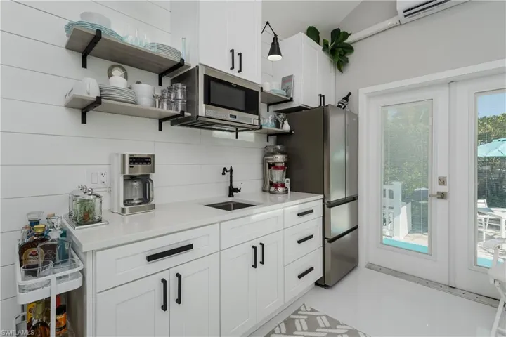13598 Snapper Ln, Naples, Florida 34114