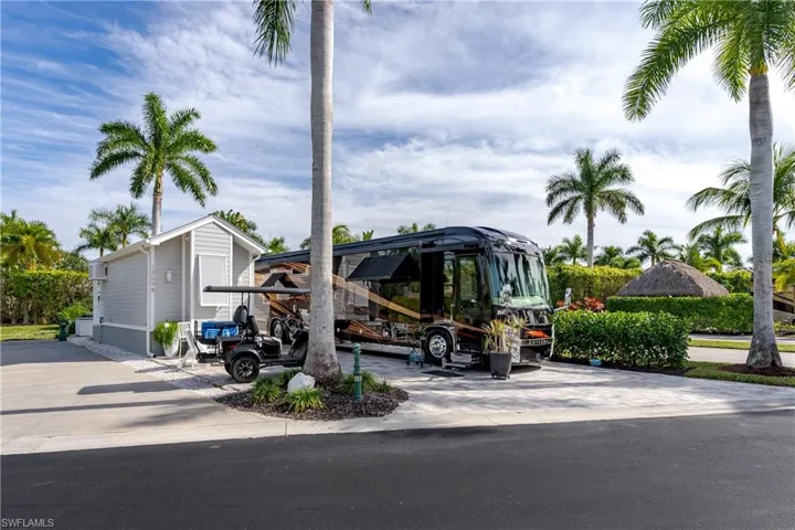 13598 Snapper Ln, Naples, Florida 34114
