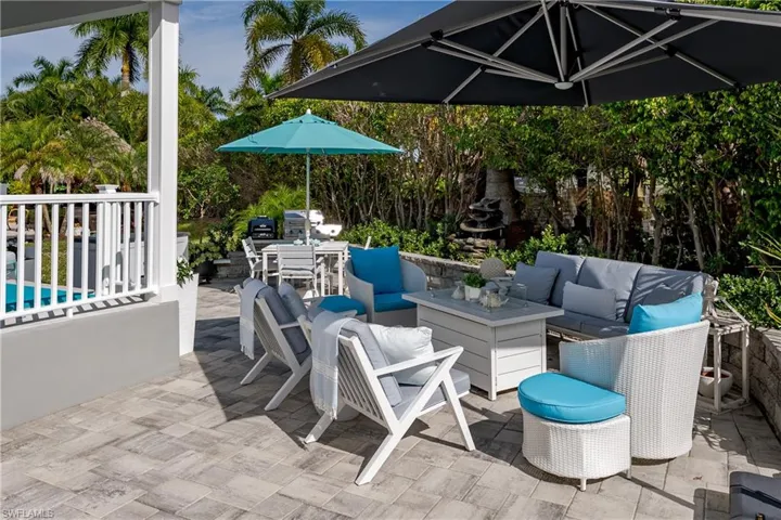 13598 Snapper Ln, Naples, Florida 34114