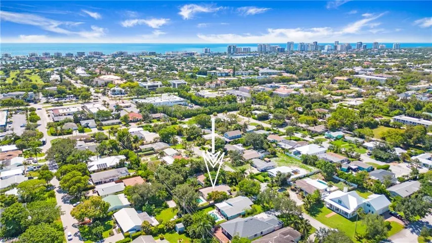 Bird's eye view showing proximity to beach