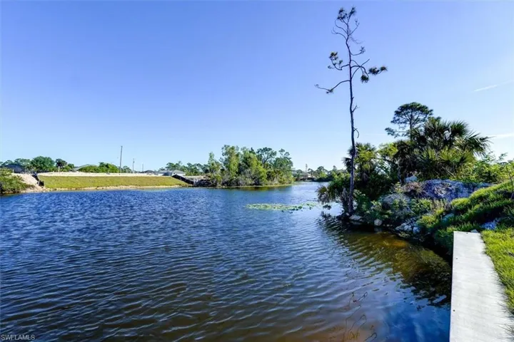 2203 NE 43rd  LN, Cape Coral, FL 33909
