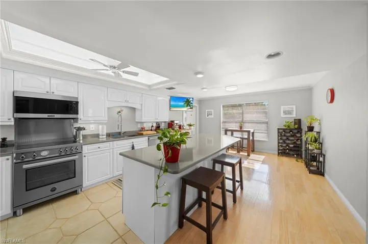 4013 Se 20th Pl 401, Cape Coral, Florida 33904