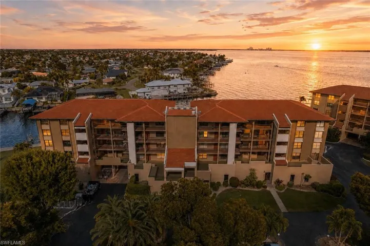 4013 Se 20th Pl 401, Cape Coral, Florida 33904
