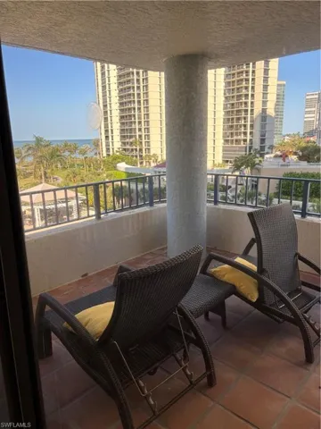 4451 Gulf Shore Blvd N 601, Naples, Florida 34103