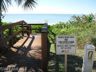 4451 Gulf Shore Blvd N 601, Naples, Florida 34103