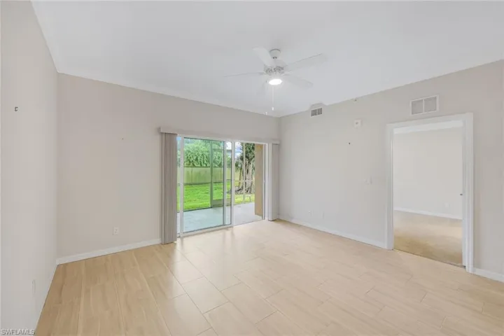 1137 Winding Pines Cir 106, Cape Coral, Florida 33909